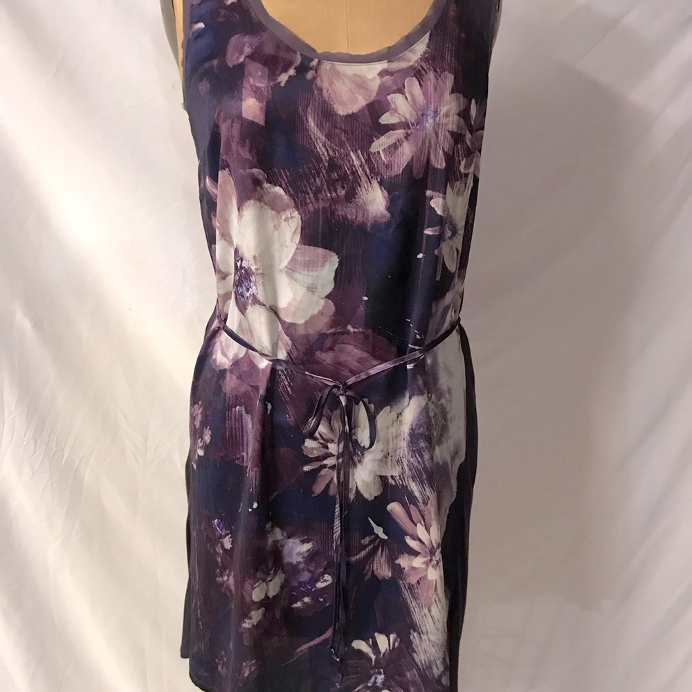 Simply Vera Vera Wang Floral Design Sleeveless  Tunic  Dress - M